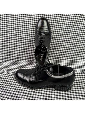 Prada Black Silver Leather Cap Toe Oxford Shoes Wmns EU 37 / US 7 Made in Italy